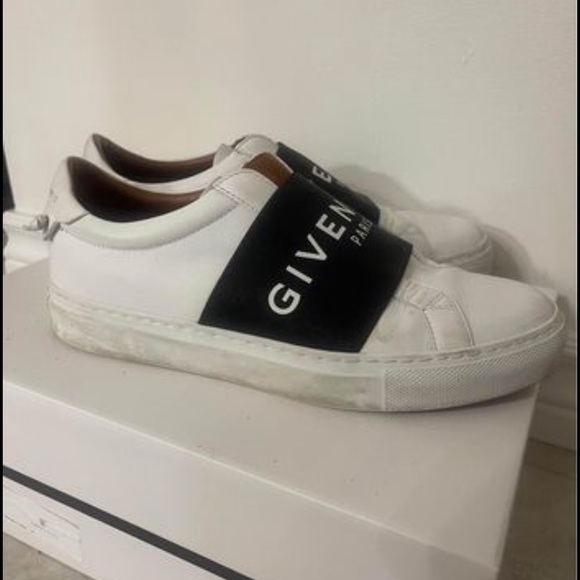 Givenchy Urban Street Sneakers - Picture 4 of 4